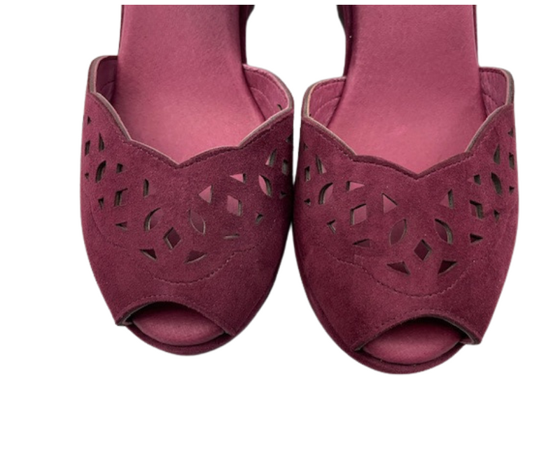 Sophia - Burgundy Suede