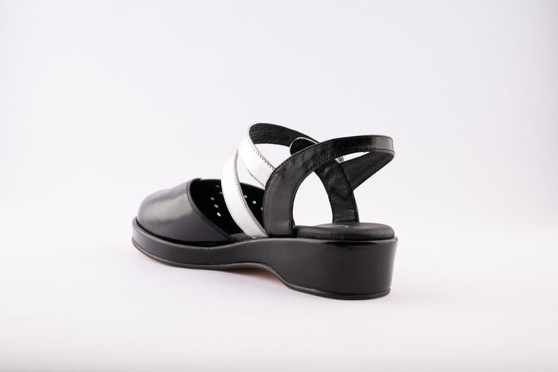 Flora - Black/Silver Leather